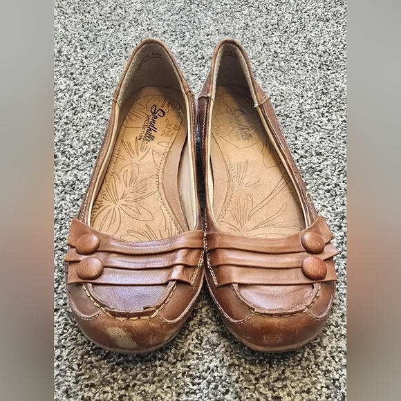 Sandhills Collection Shoes Slip On Leather Pleated Button Detail Tan Size8.5M - Picture 7 of 12